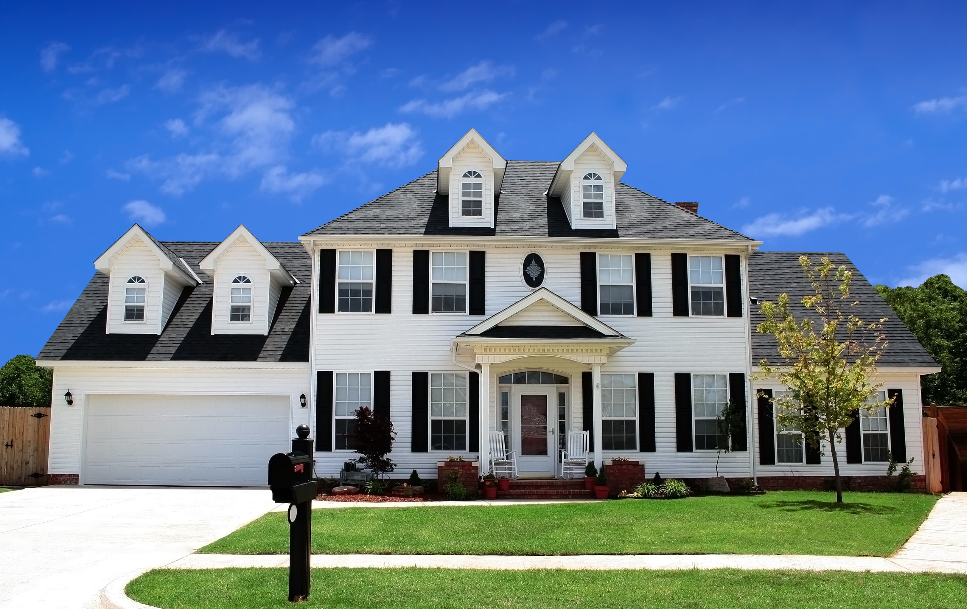 Manicured South Shore yard
